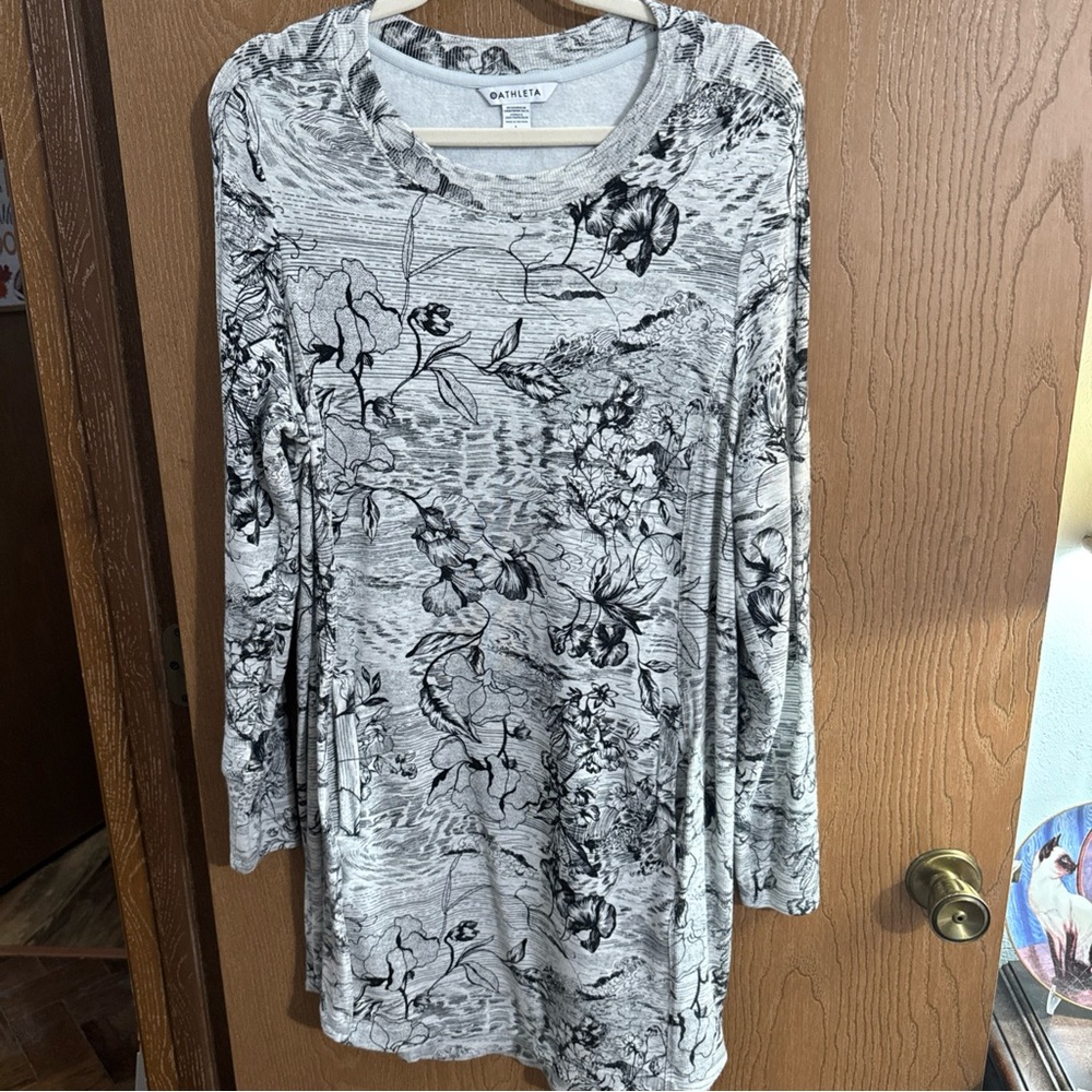 Athleta Women's Balance Dress Eden Floral Grey Print Black and Gray Size Large